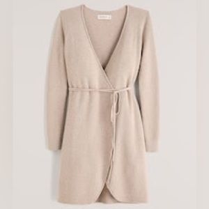 Abercrombie long sleeve wrap mini sweater dress, cream XS